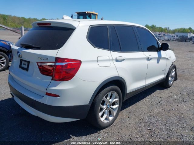 Photo 3 VIN: 5UXWX9C55D0A30247 - BMW X3 