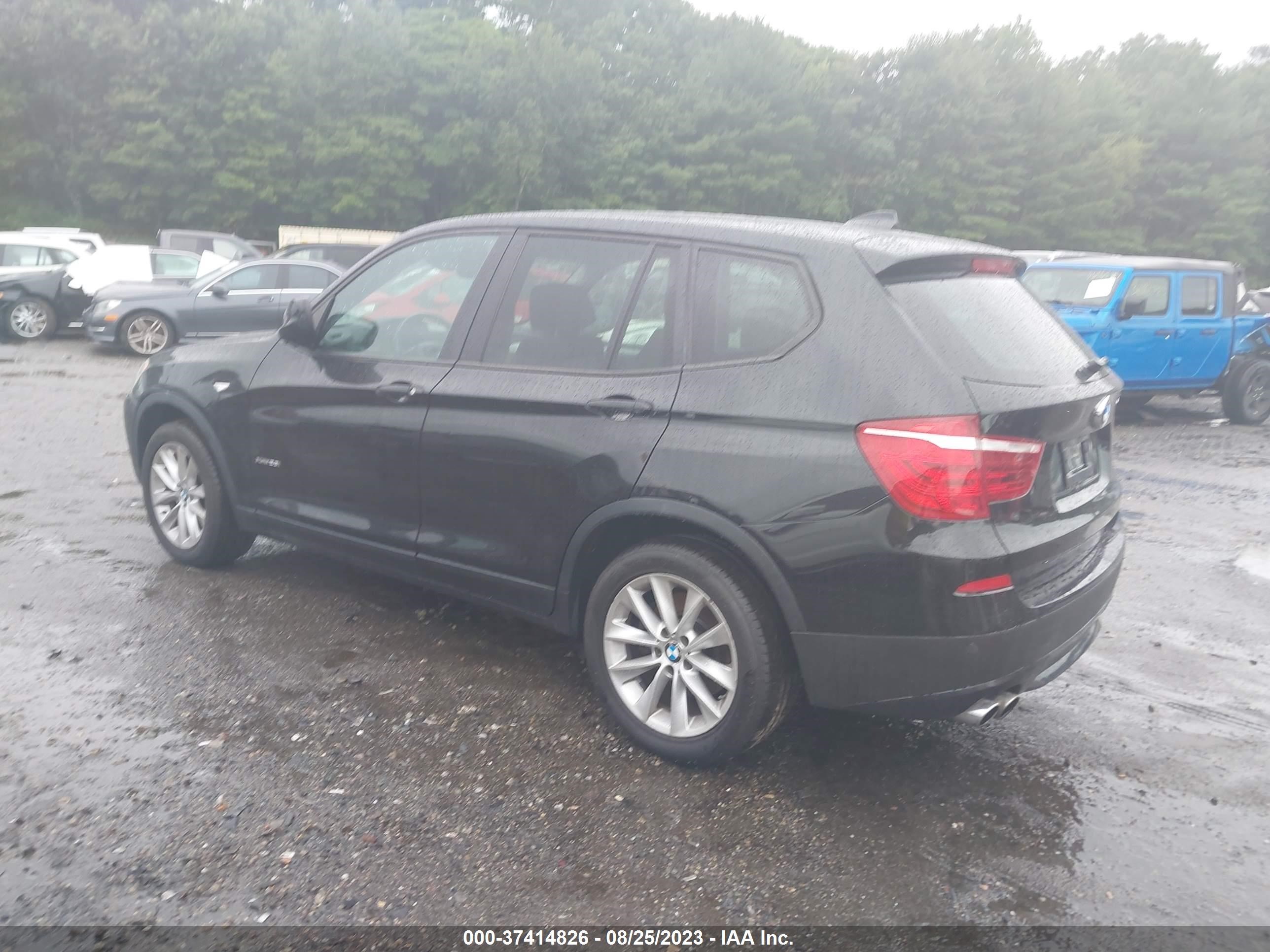 Photo 2 VIN: 5UXWX9C55E0D31814 - BMW X3 