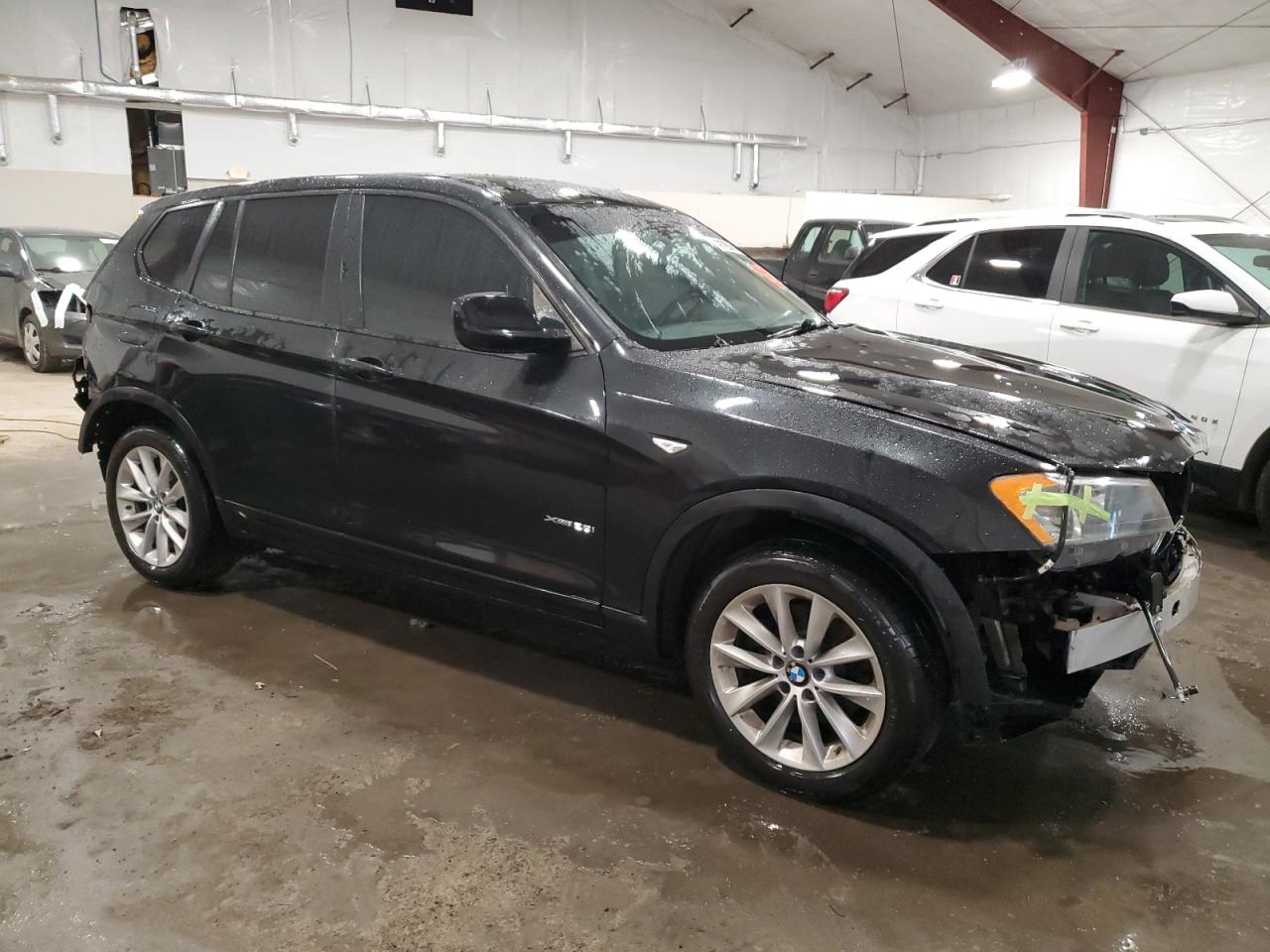 Photo 3 VIN: 5UXWX9C56D0A18415 - BMW X3 