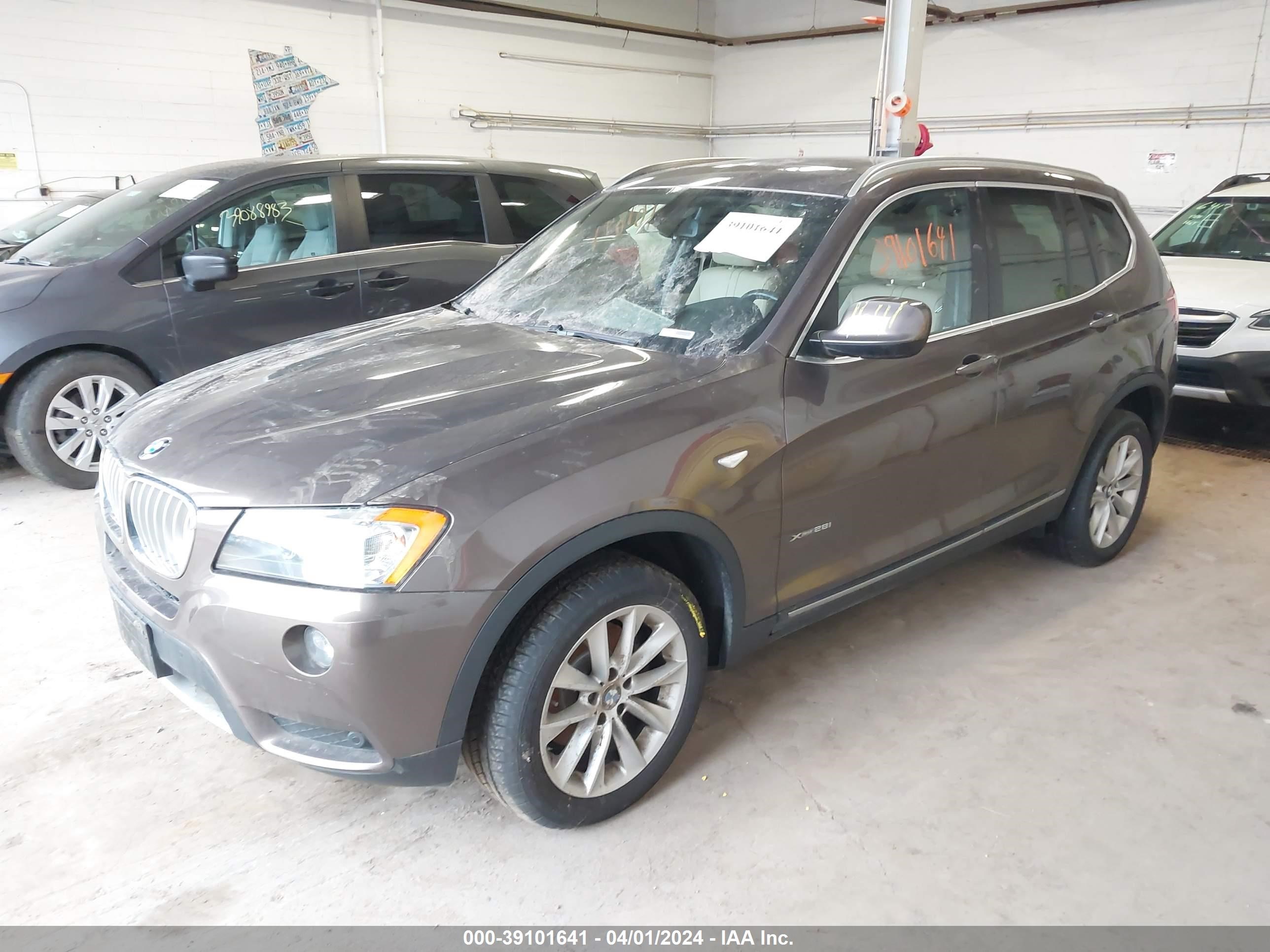 Photo 1 VIN: 5UXWX9C56D0A21010 - BMW X3 