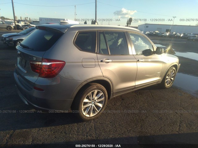 Photo 3 VIN: 5UXWX9C56D0A27826 - BMW X3 