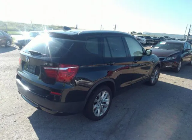 Photo 3 VIN: 5UXWX9C56D0A30743 - BMW X3 