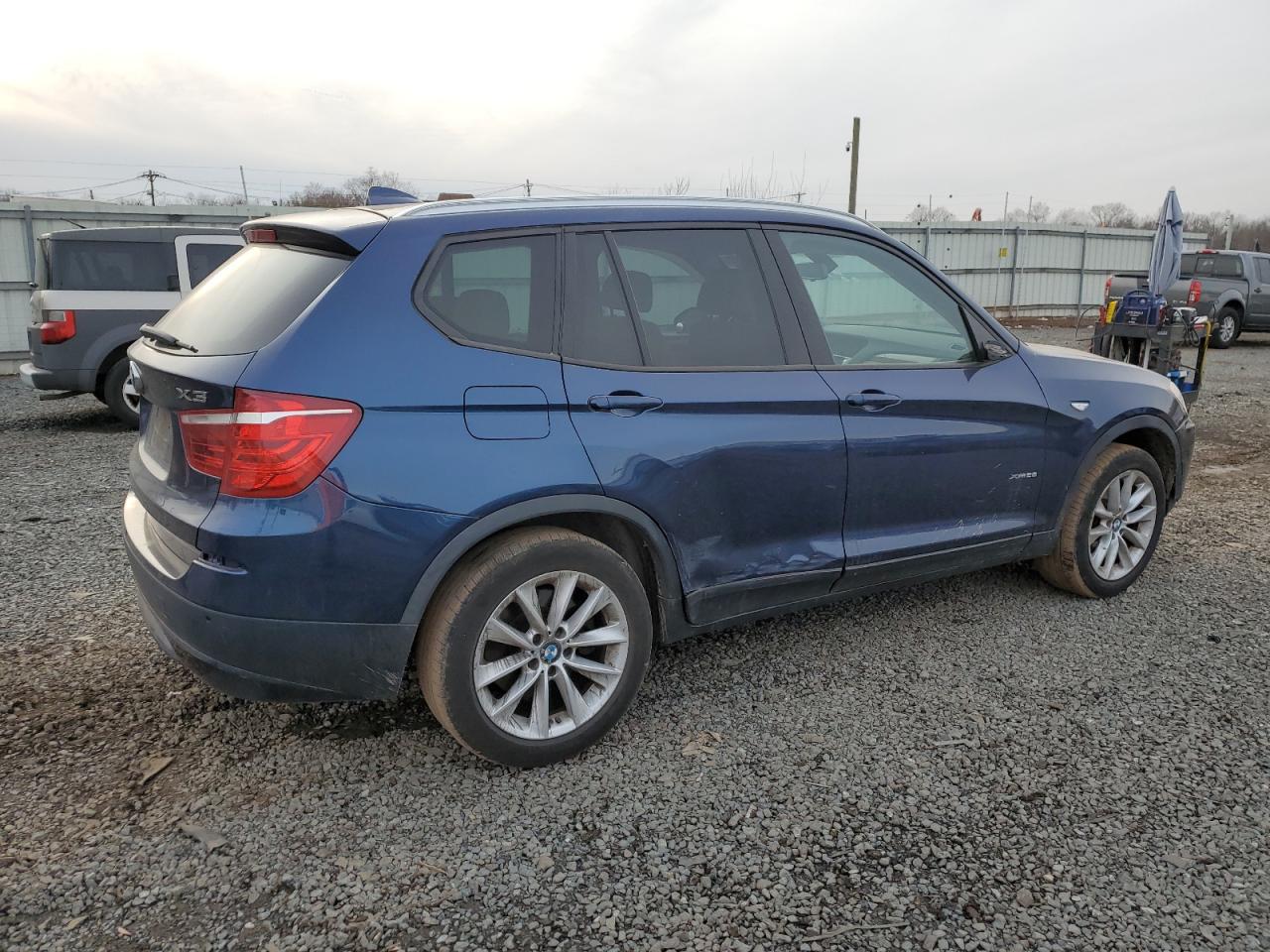 Photo 2 VIN: 5UXWX9C56E0D23124 - BMW X3 