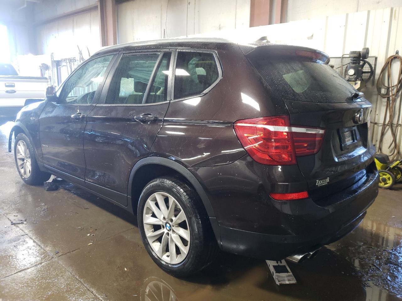 Photo 1 VIN: 5UXWX9C56G0D67451 - BMW X3 