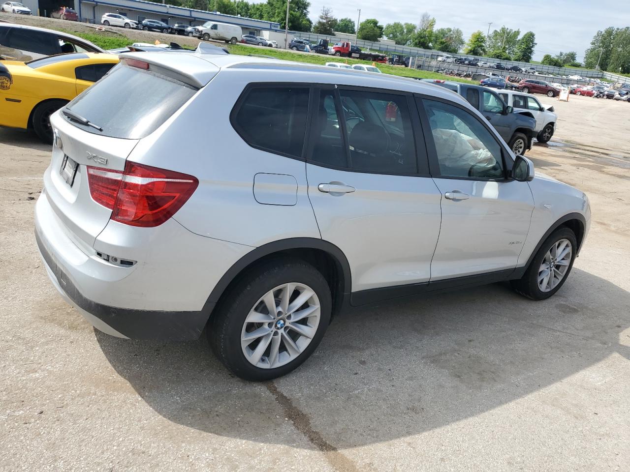 Photo 2 VIN: 5UXWX9C56G0D78594 - BMW X3 