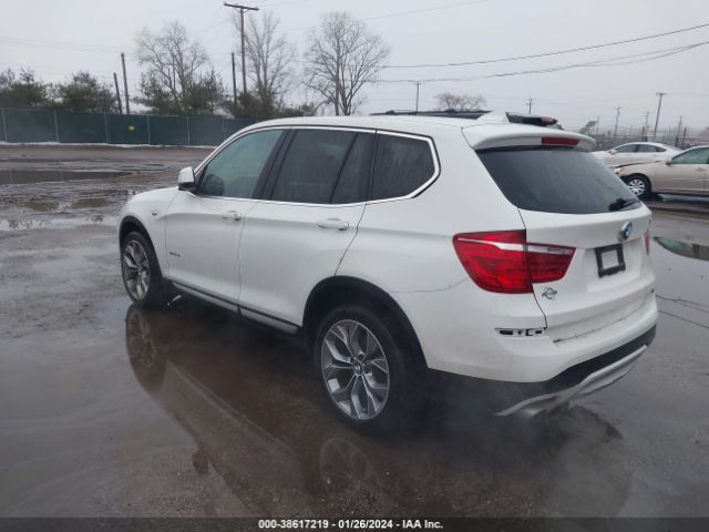 Photo 2 VIN: 5UXWX9C56H0T00122 - BMW X3 