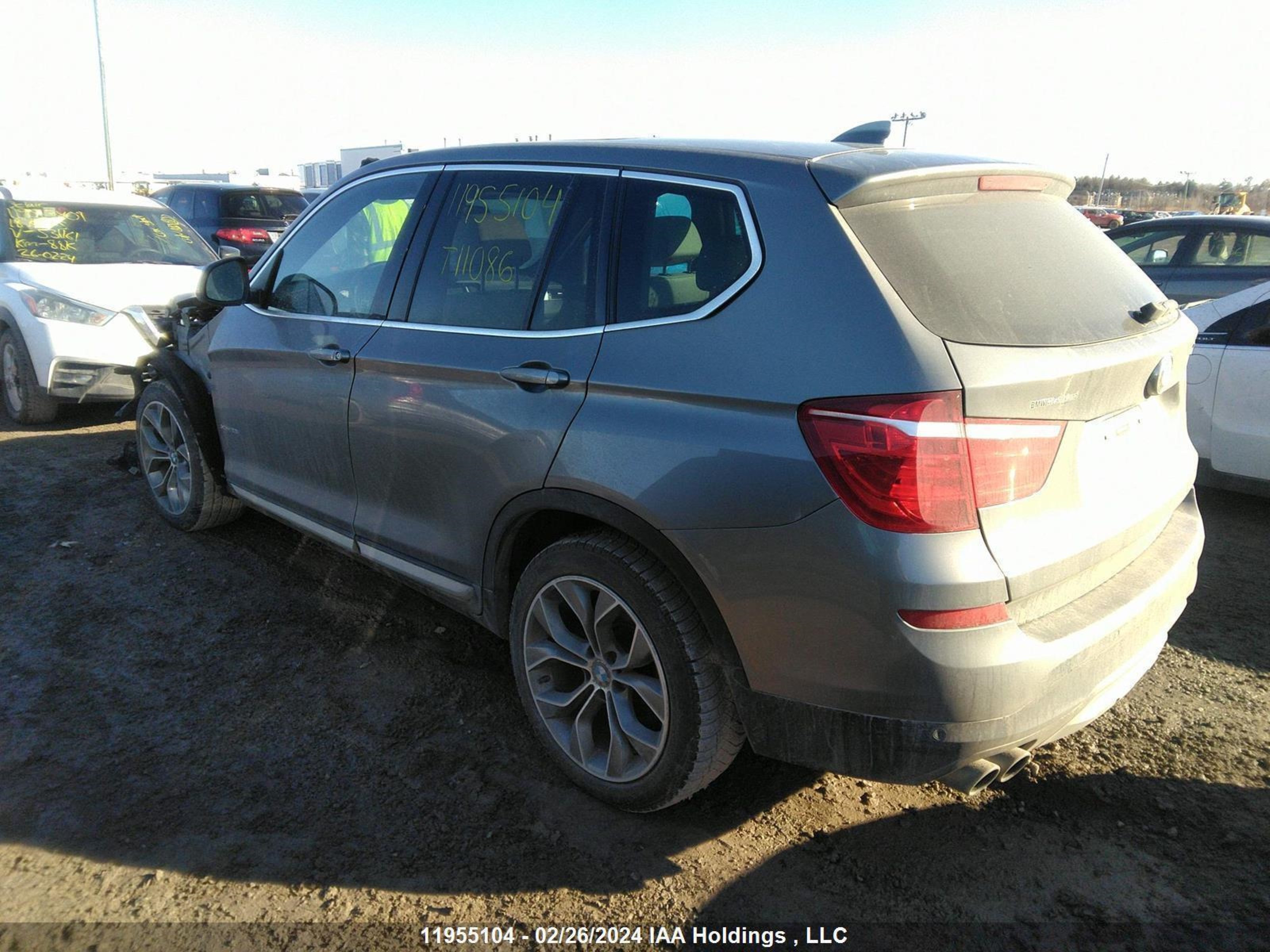 Photo 2 VIN: 5UXWX9C56H0T11086 - BMW X3 