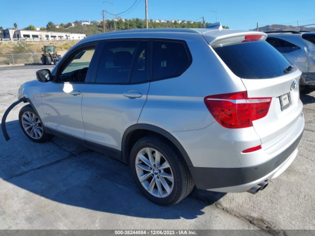 Photo 2 VIN: 5UXWX9C57E0D10155 - BMW X3 