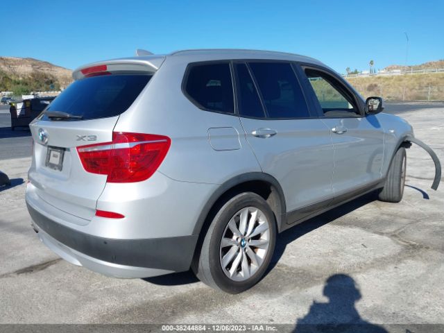 Photo 3 VIN: 5UXWX9C57E0D10155 - BMW X3 