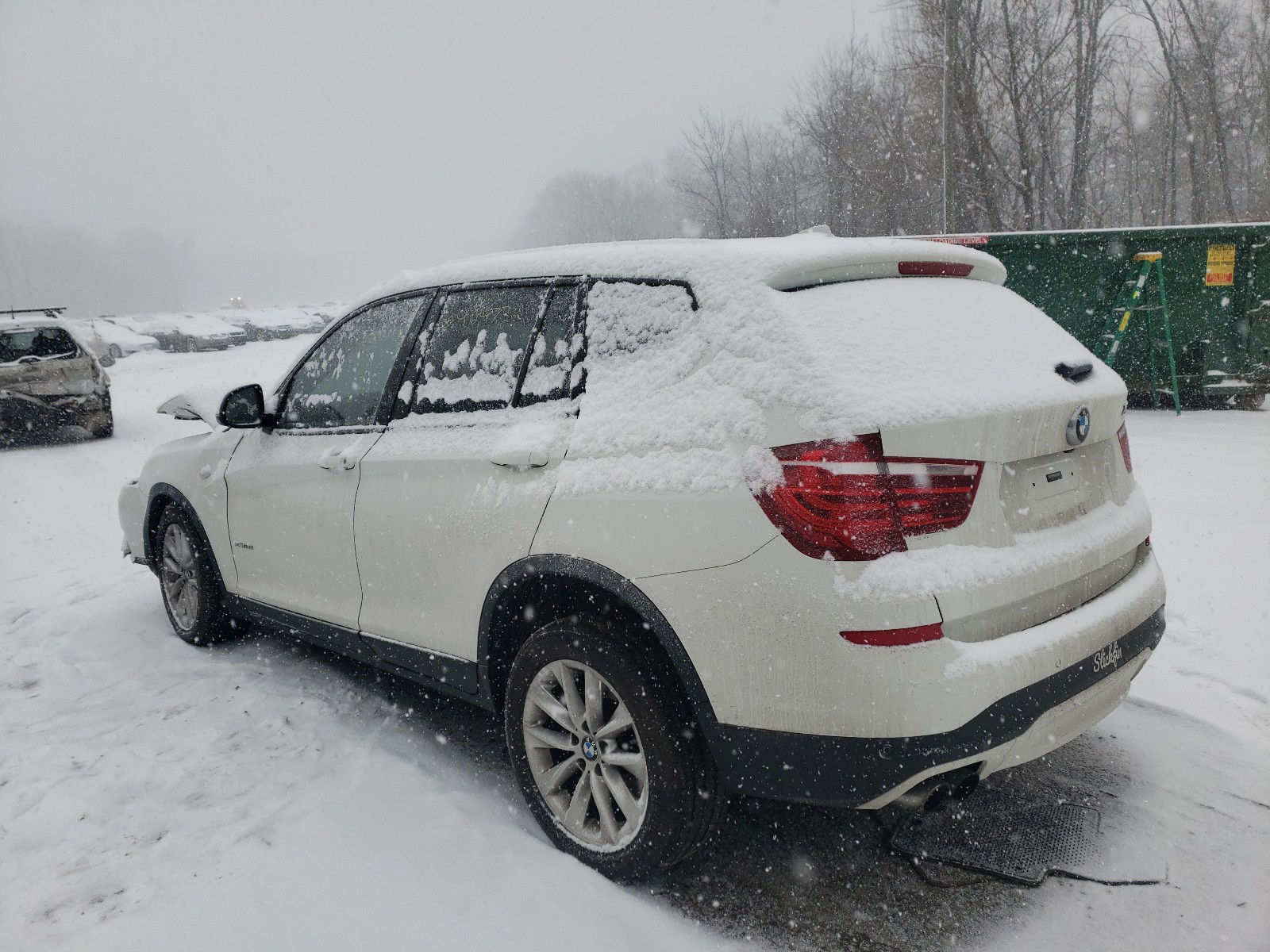 Photo 2 VIN: 5UXWX9C57F0D47725 - BMW X3 XDRIVE2 