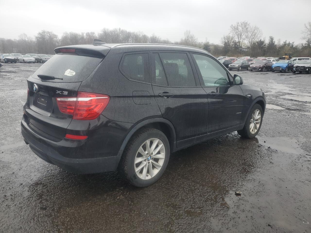 Photo 2 VIN: 5UXWX9C57H0D99312 - BMW X3 