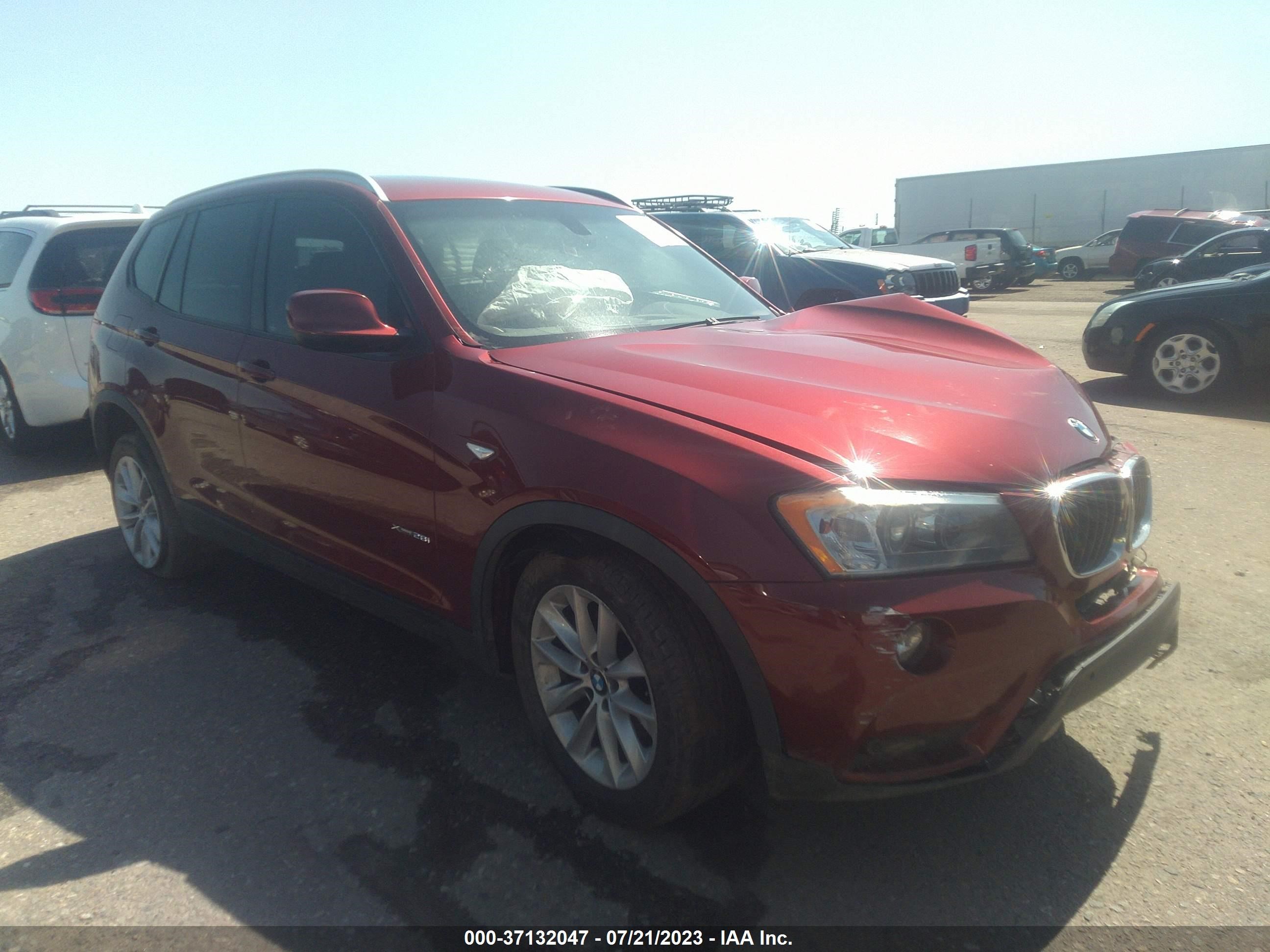 Photo 0 VIN: 5UXWX9C58D0A13040 - BMW X3 