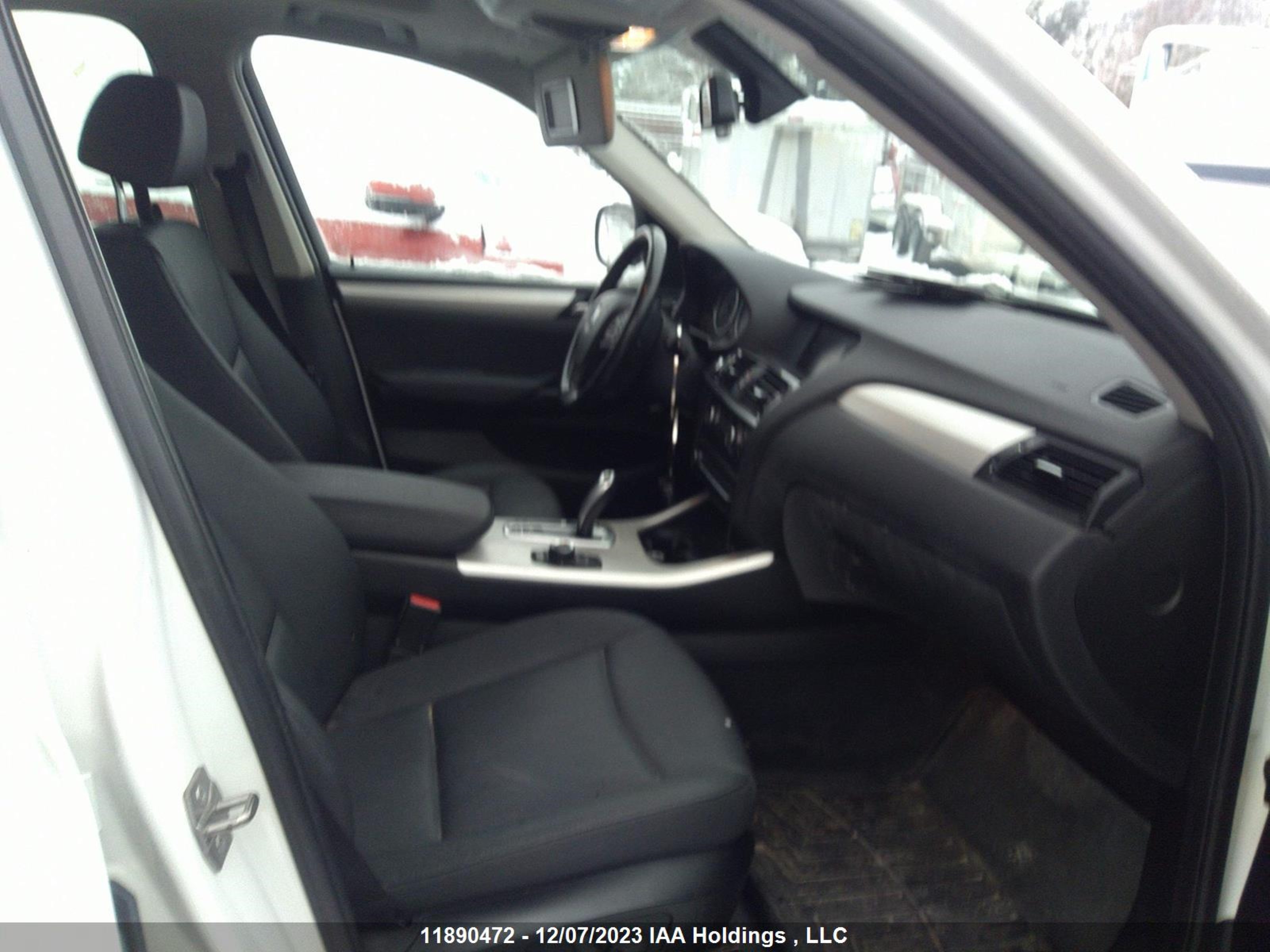 Photo 4 VIN: 5UXWX9C58D0A20375 - BMW X3 