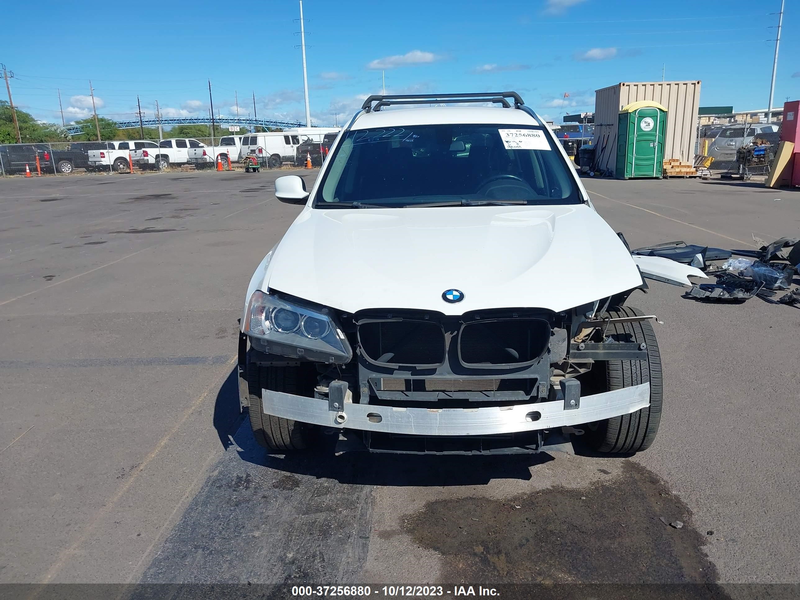 Photo 12 VIN: 5UXWX9C58D0A26662 - BMW X3 