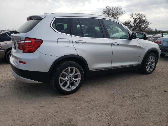 Photo 2 VIN: 5UXWX9C58D0A32056 - BMW X3 