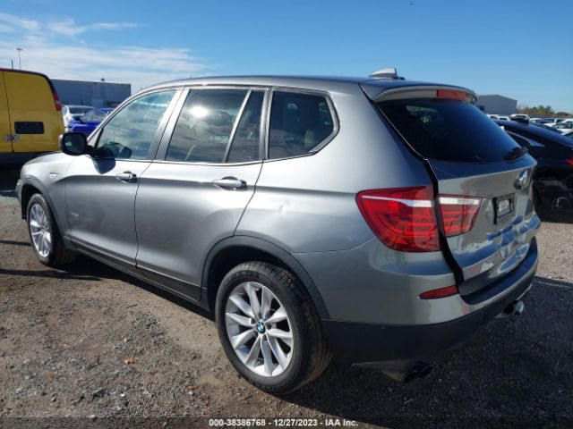 Photo 2 VIN: 5UXWX9C58D0D05187 - BMW X3 