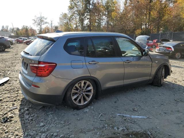 Photo 2 VIN: 5UXWX9C58E0D11279 - BMW X3 