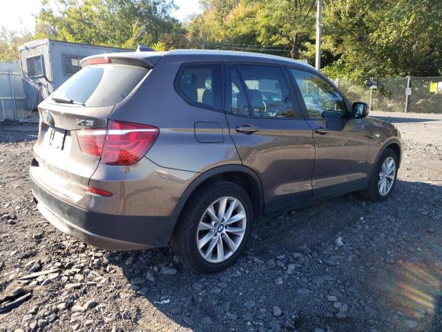 Photo 2 VIN: 5UXWX9C59D0A09708 - BMW X3 XDRIVE2 