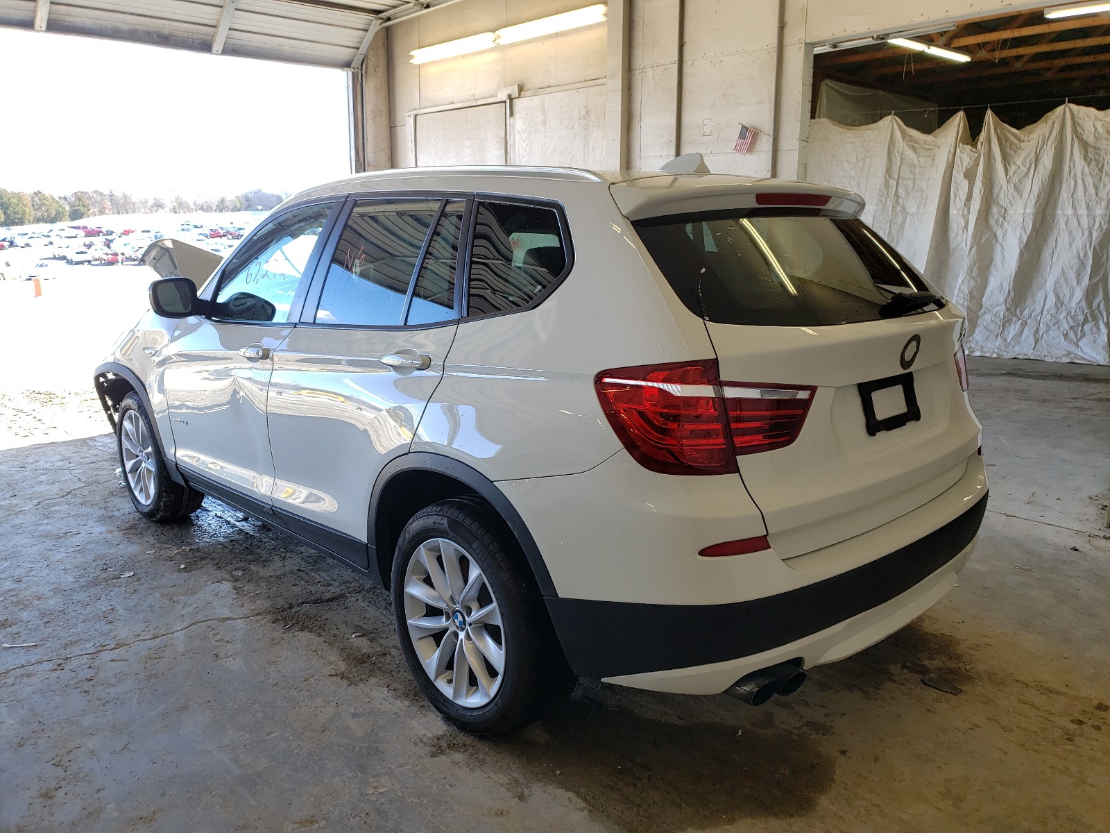 Photo 2 VIN: 5UXWX9C59D0A29621 - BMW X3 XDRIVE2 