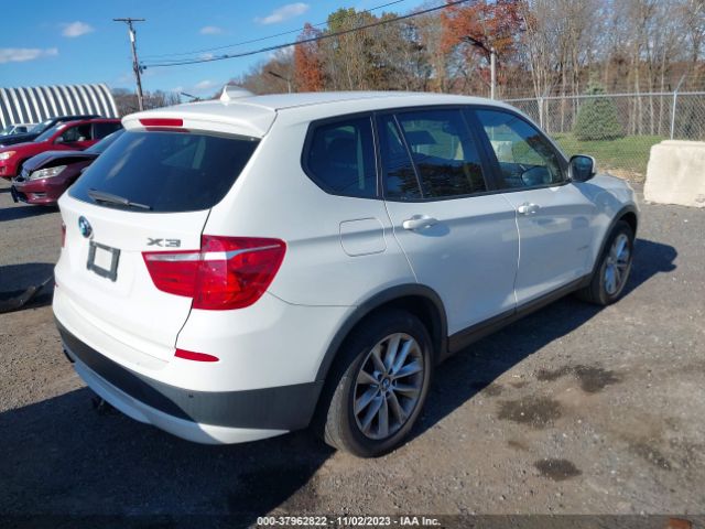 Photo 3 VIN: 5UXWX9C59D0D08776 - BMW X3 