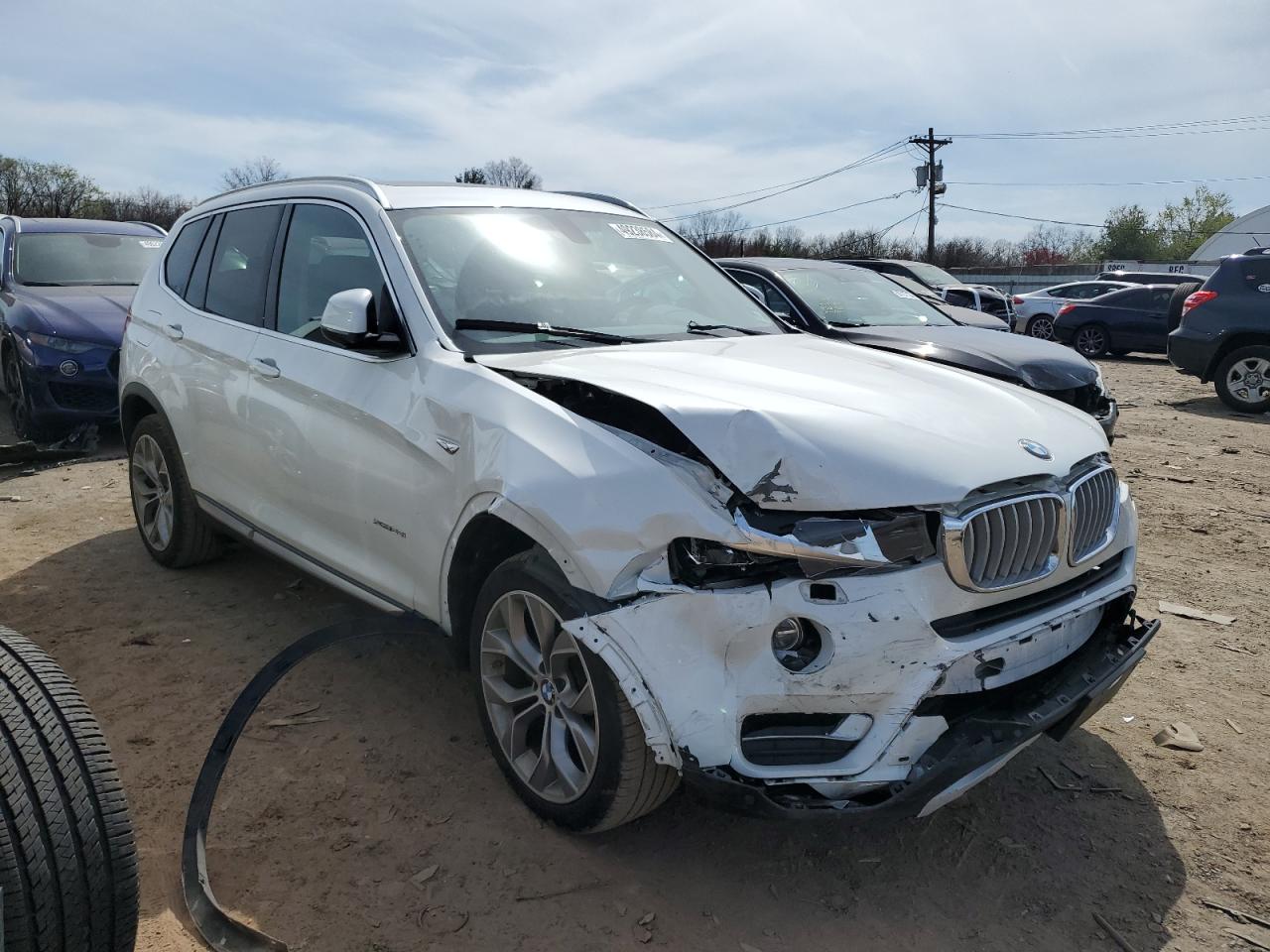 Photo 3 VIN: 5UXWX9C59G0D88178 - BMW X3 