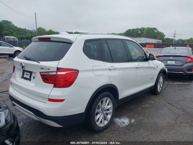 Photo 3 VIN: 5UXWX9C59H0D97433 - BMW X3 