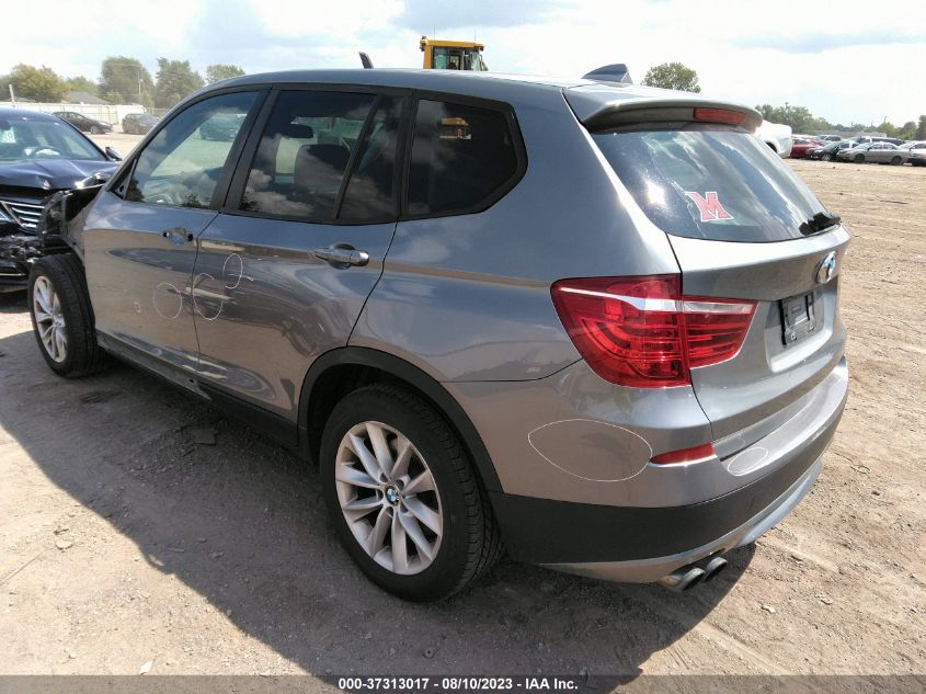 Photo 2 VIN: 5UXWX9C5XD0A13539 - BMW X3 