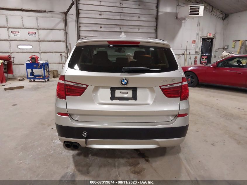 Photo 16 VIN: 5UXWX9C5XD0A17042 - BMW X3 