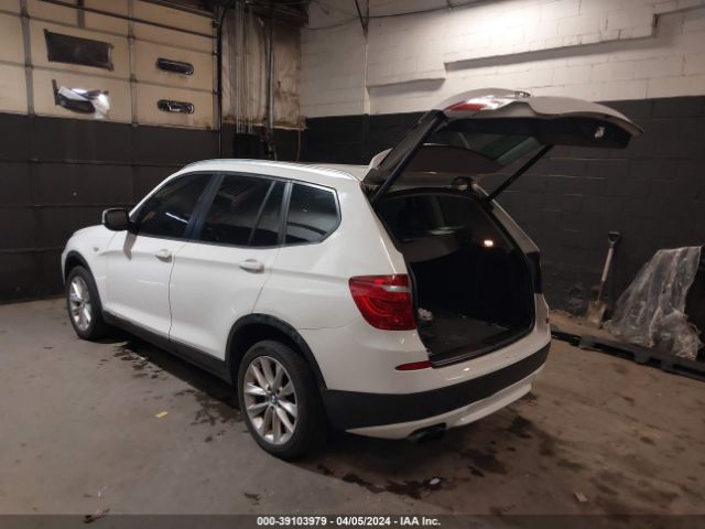 Photo 2 VIN: 5UXWX9C5XD0A21267 - BMW X3 