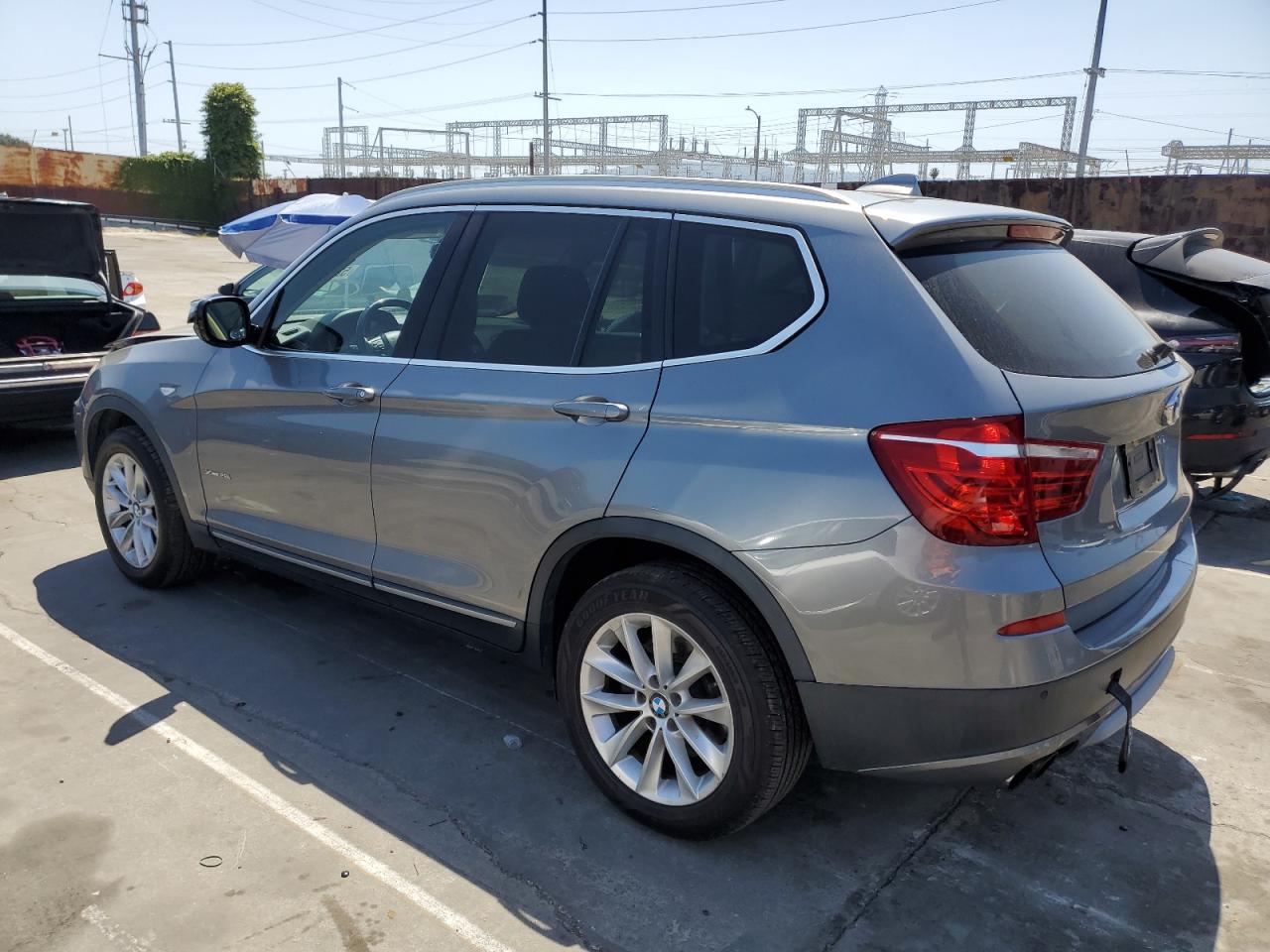 Photo 1 VIN: 5UXWX9C5XE0D13549 - BMW X3 