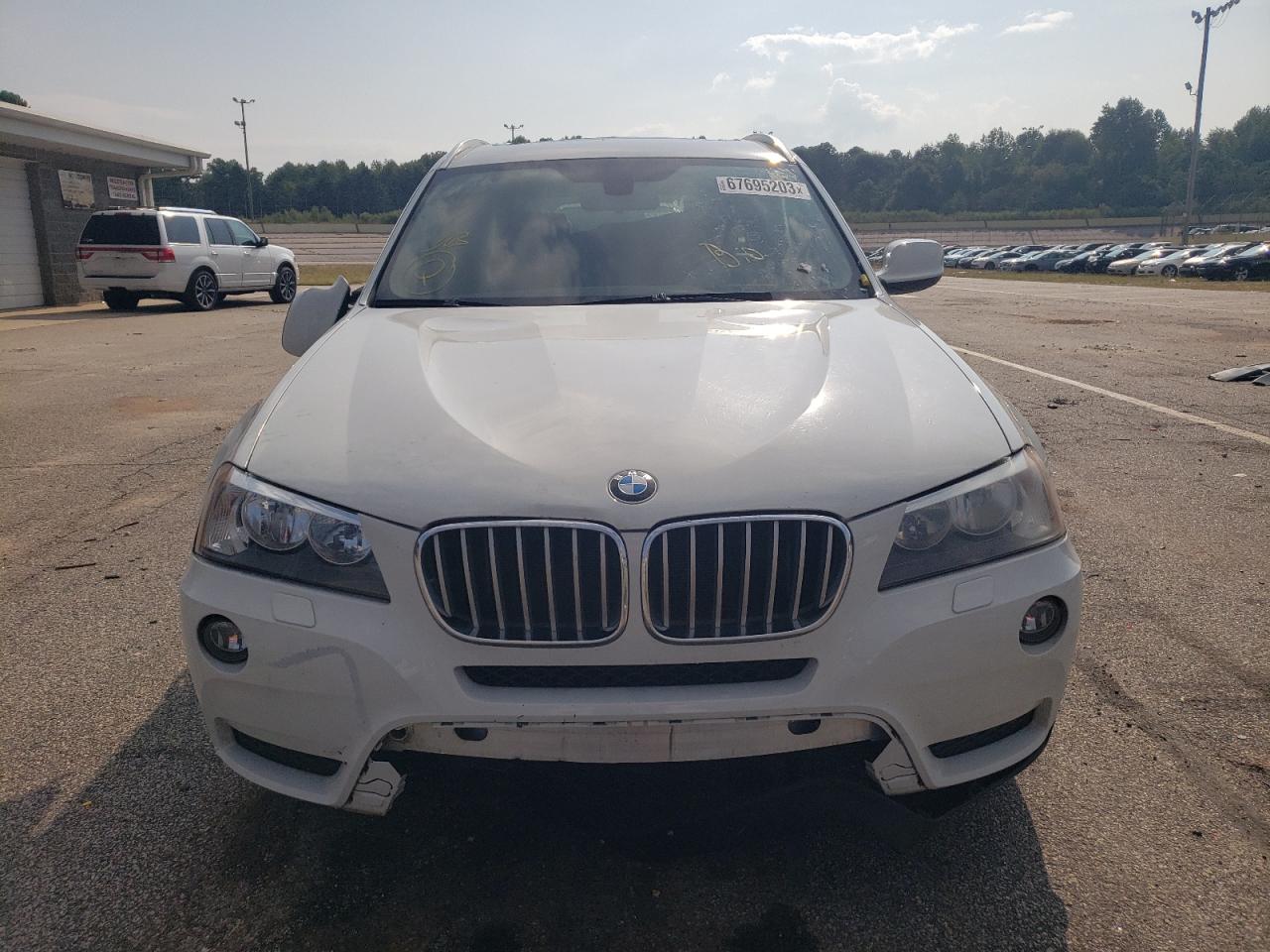 Photo 4 VIN: 5UXWX9C5XE0D32313 - BMW X3 