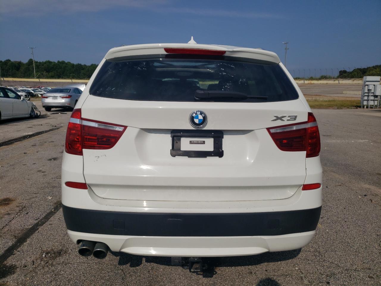 Photo 5 VIN: 5UXWX9C5XE0D32313 - BMW X3 