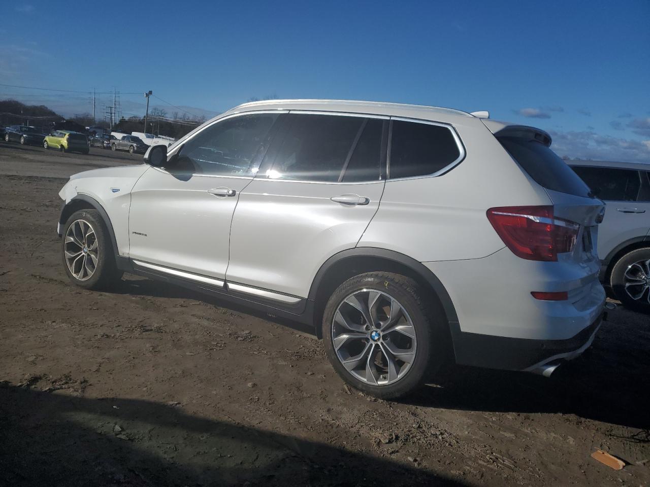 Photo 1 VIN: 5UXWX9C5XF0D57326 - BMW X3 