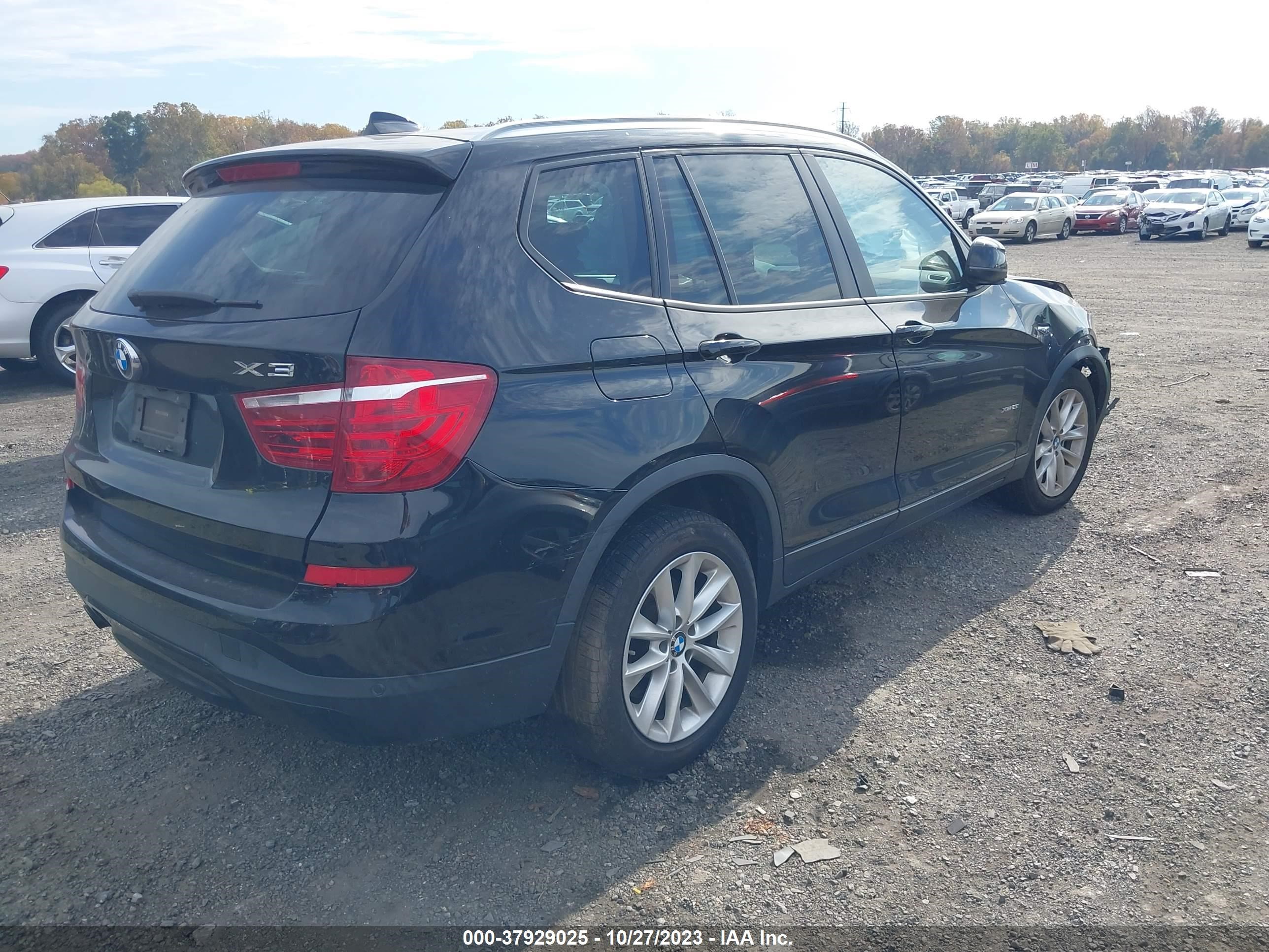 Photo 3 VIN: 5UXWX9C5XG0D62947 - BMW X3 