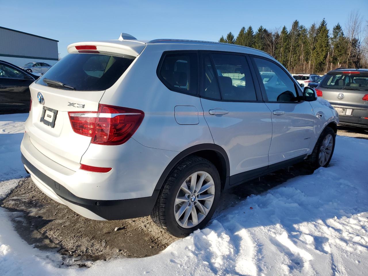 Photo 2 VIN: 5UXWX9C5XG0D67579 - BMW X3 