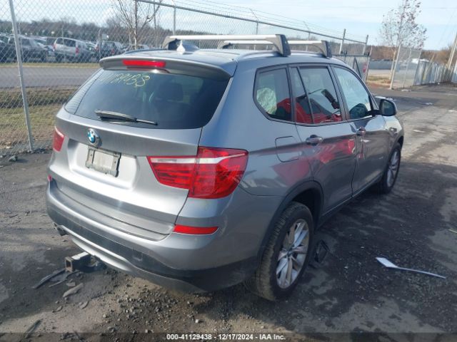 Photo 3 VIN: 5UXWX9C5XH0T00673 - BMW X3 