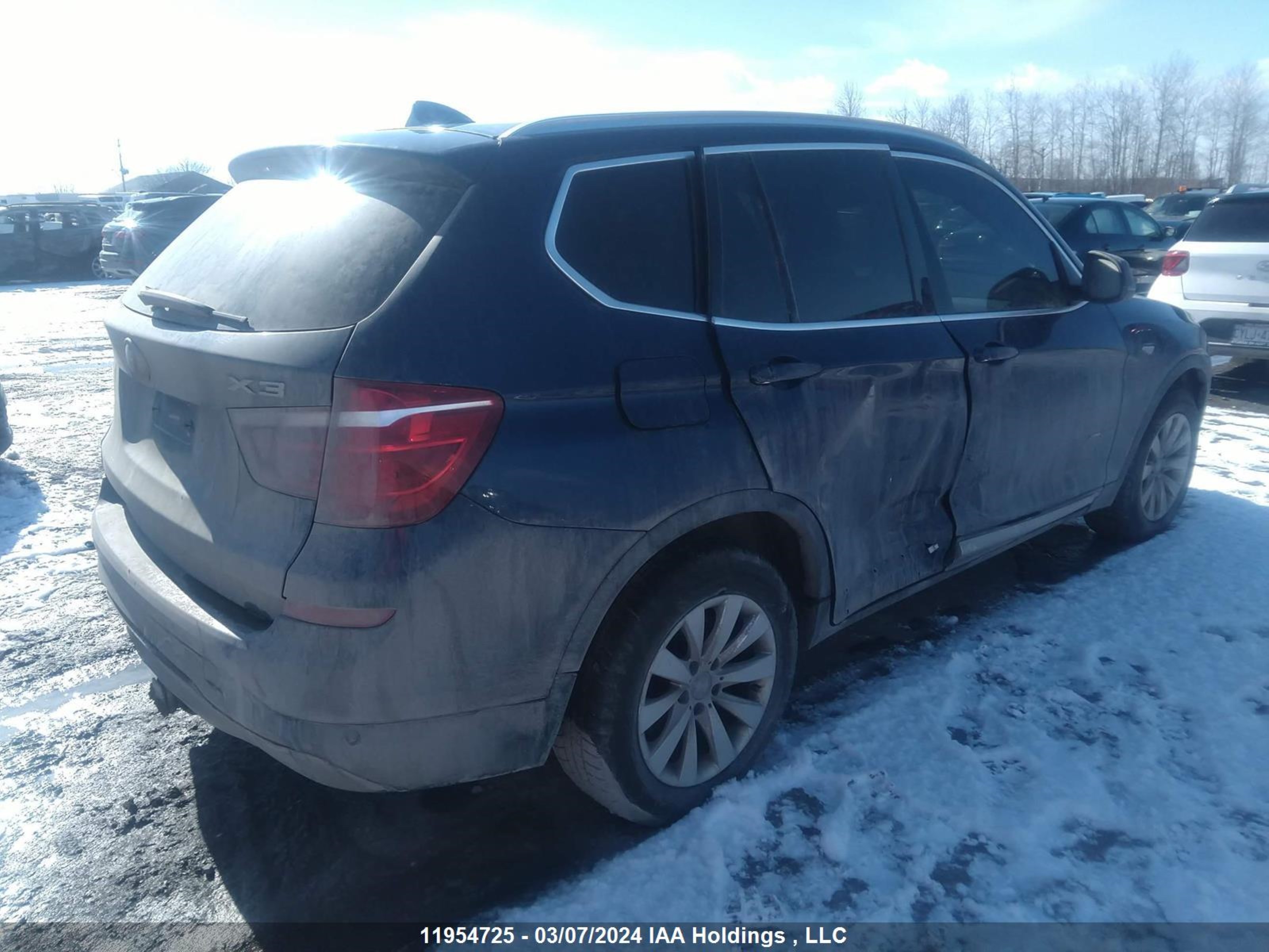 Photo 3 VIN: 5UXWY3C50F0E96908 - BMW X3 