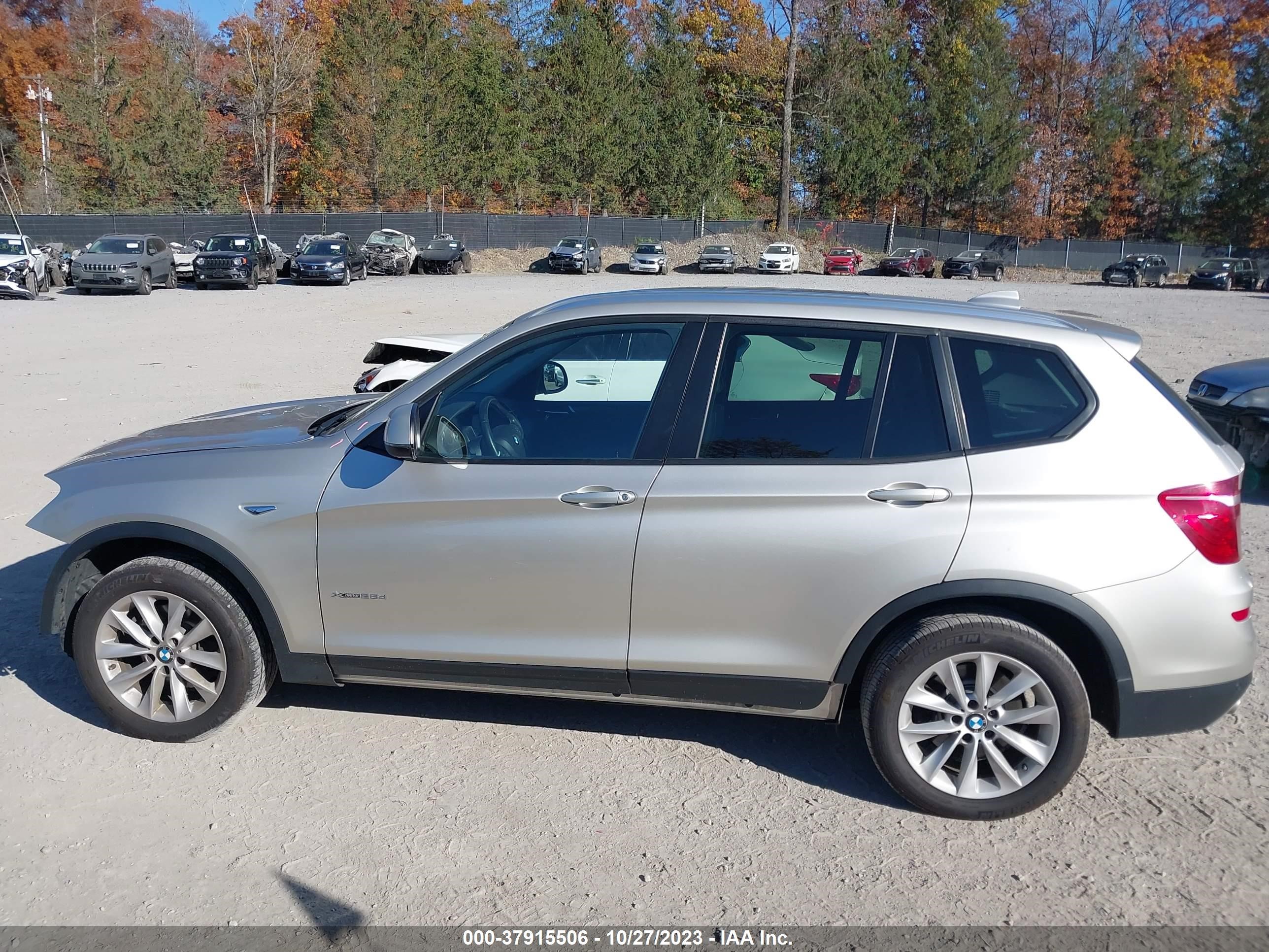 Photo 13 VIN: 5UXWY3C53F0E95039 - BMW X3 