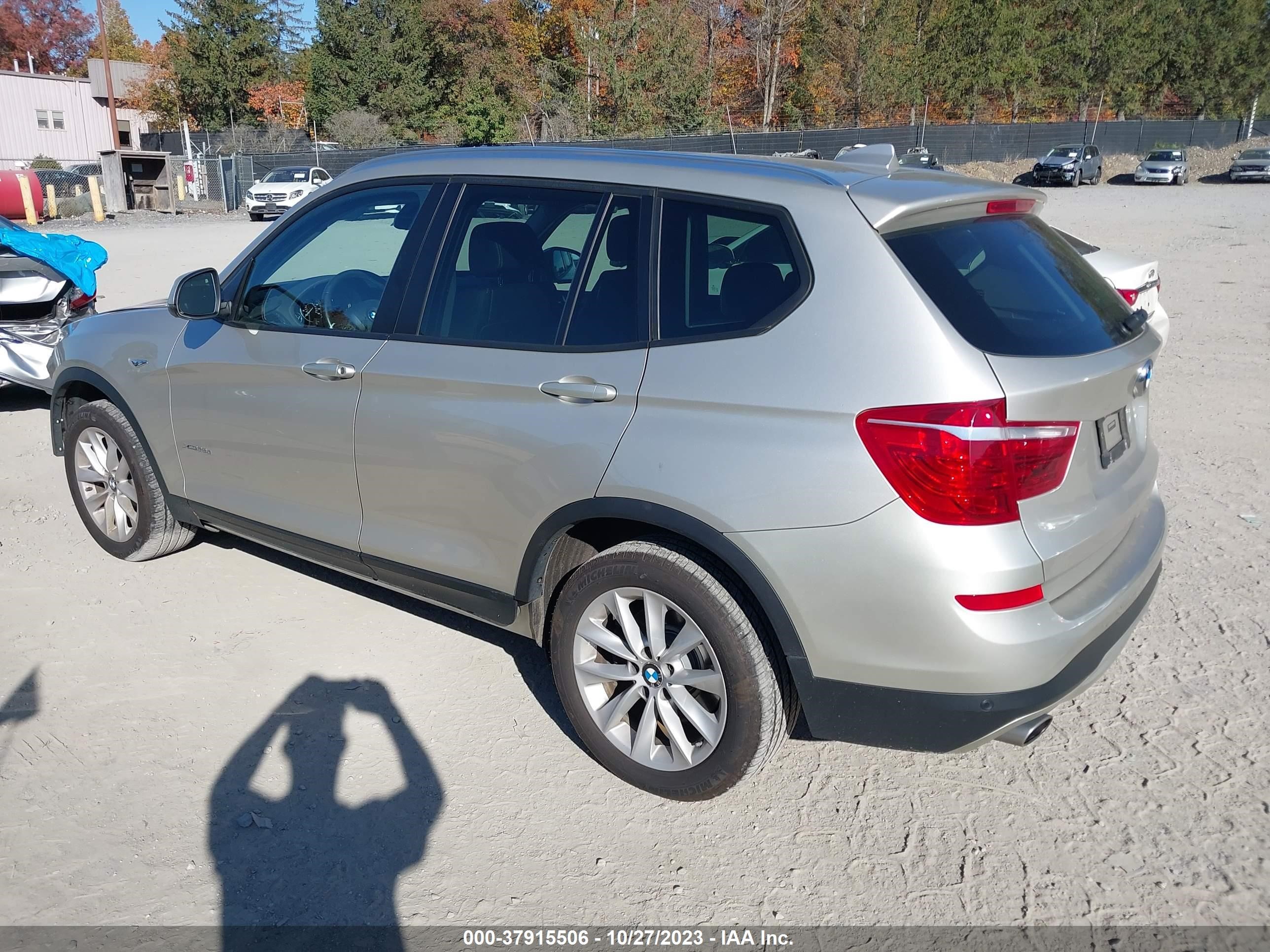 Photo 2 VIN: 5UXWY3C53F0E95039 - BMW X3 