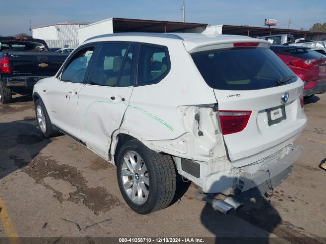 Photo 2 VIN: 5UXWZ7C31H0V89729 - BMW X3 