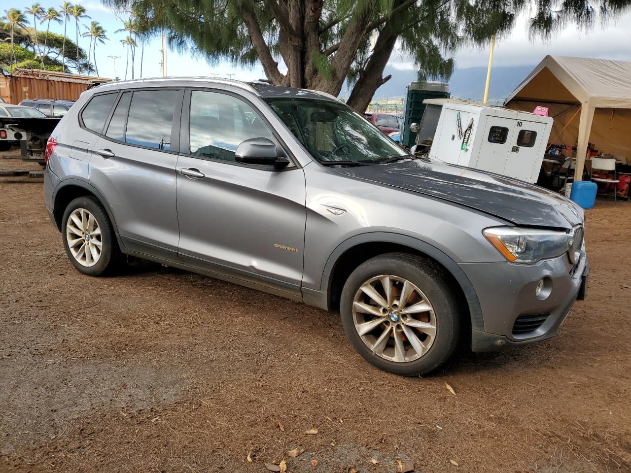 Photo 3 VIN: 5UXWZ7C31H0X41752 - BMW X3 