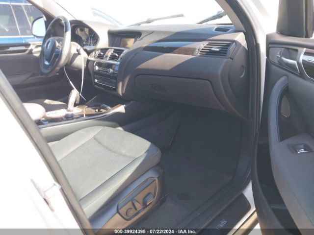 Photo 4 VIN: 5UXWZ7C32H0X42733 - BMW X3 