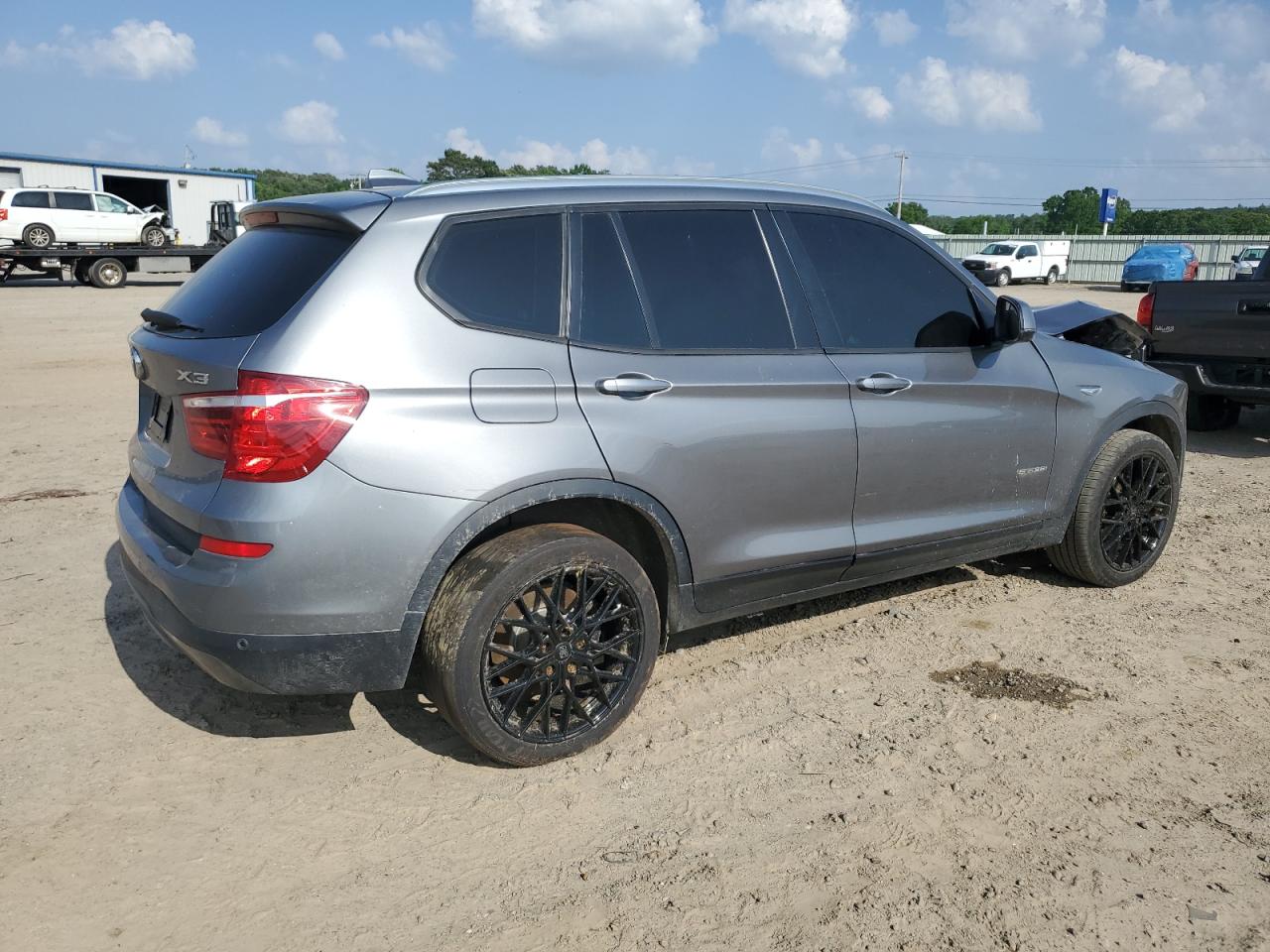 Photo 2 VIN: 5UXWZ7C37H0X41738 - BMW X3 