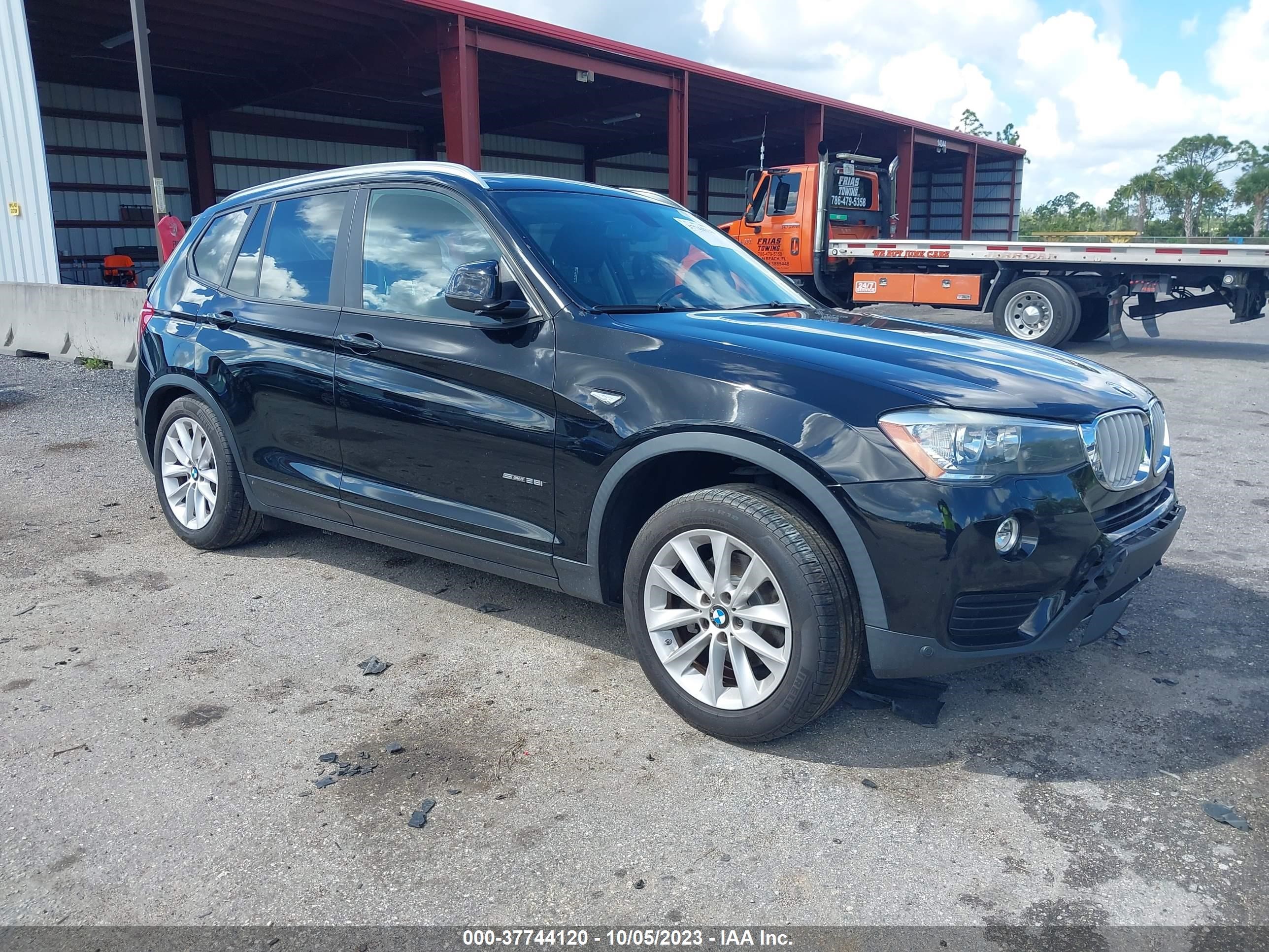 Photo 0 VIN: 5UXWZ7C3XH0X40924 - BMW X3 