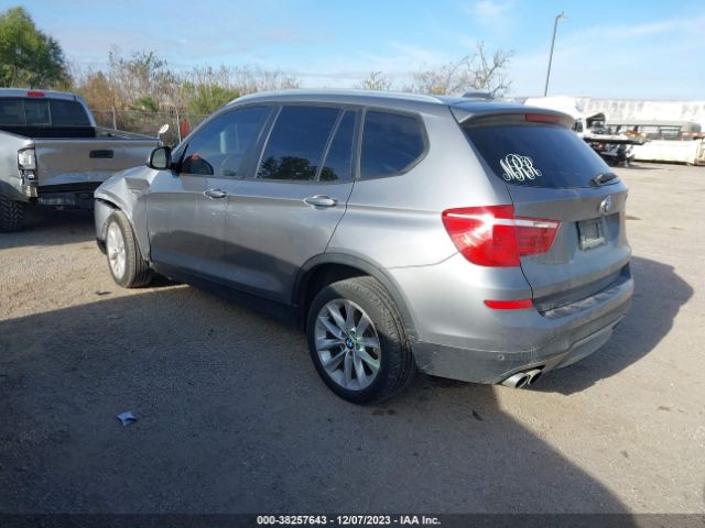 Photo 2 VIN: 5UXWZ7C50H0U46031 - BMW X3 