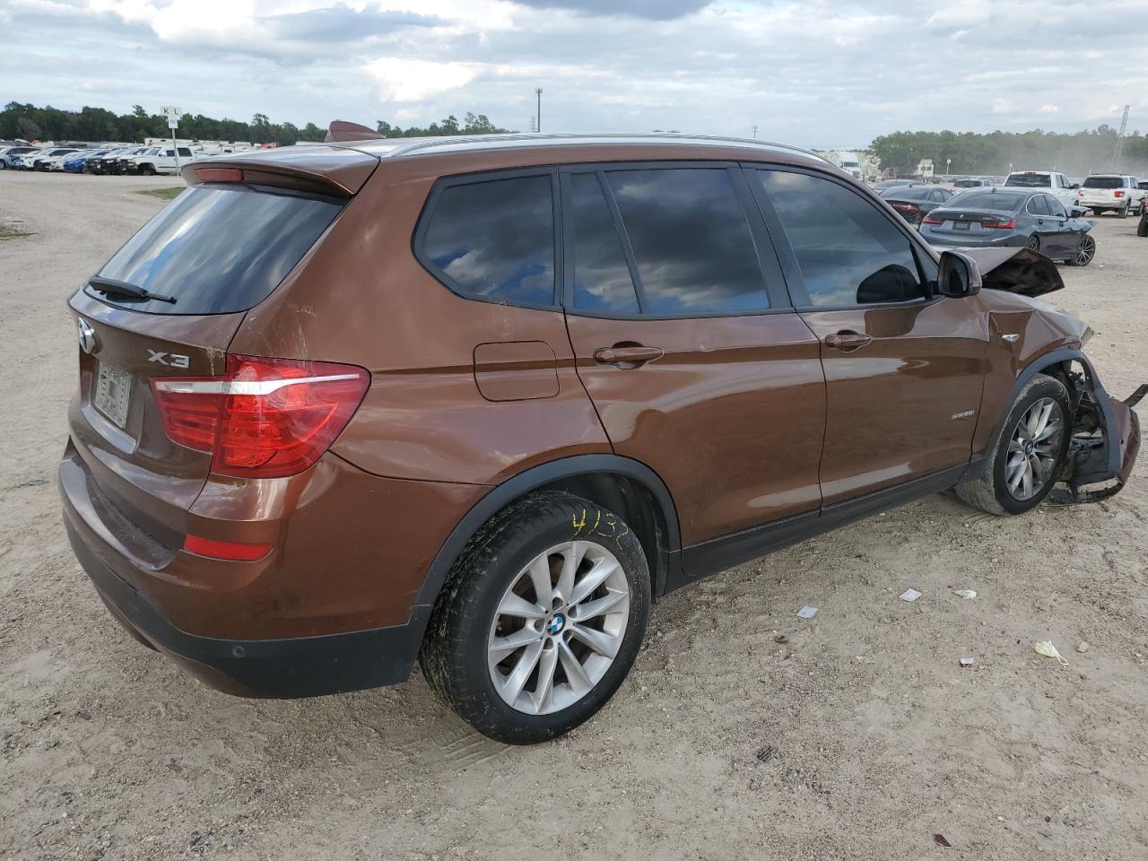 Photo 2 VIN: 5UXWZ7C50H0U46949 - BMW X3 