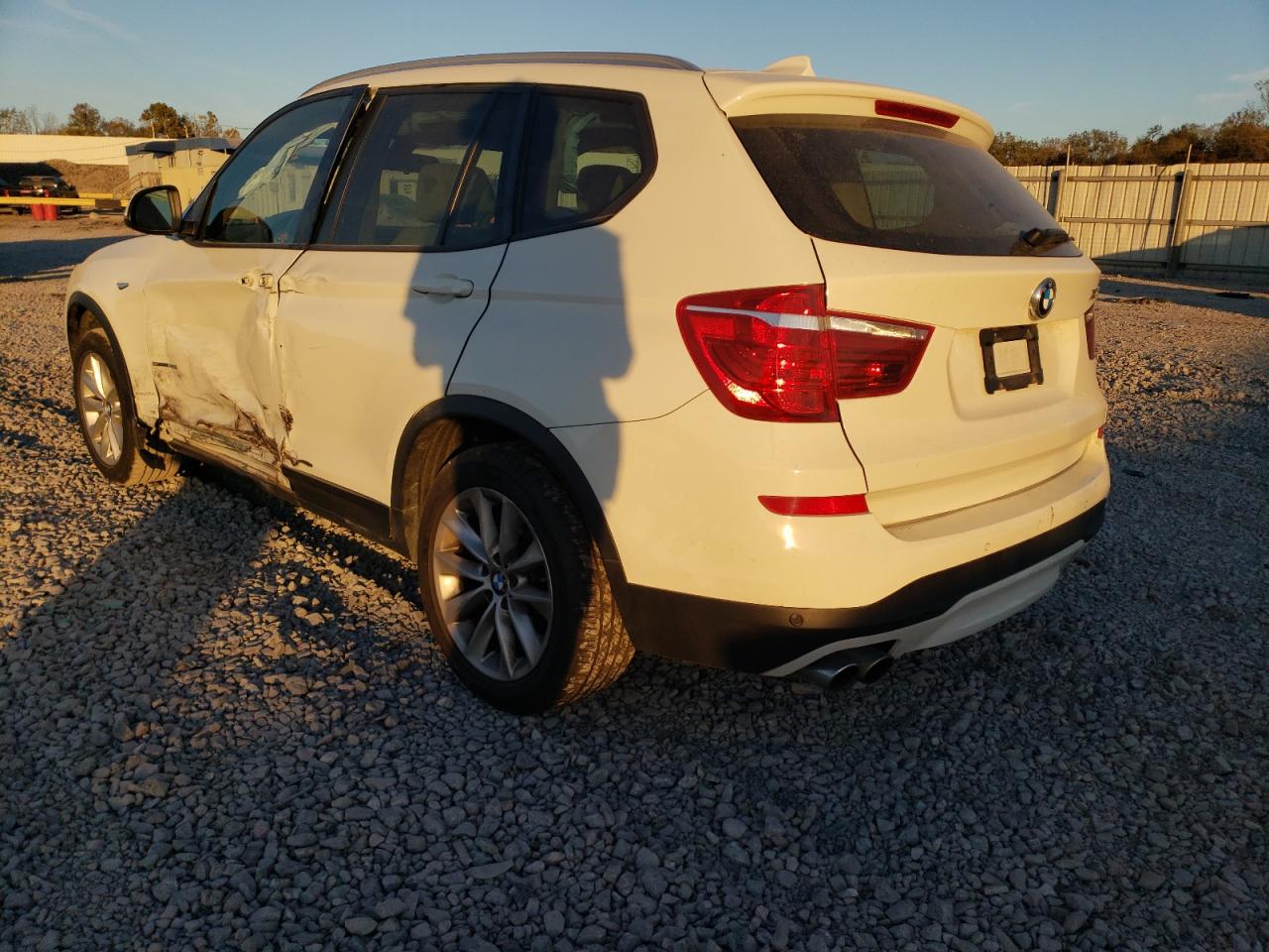 Photo 1 VIN: 5UXWZ7C54H0U45531 - BMW X3 