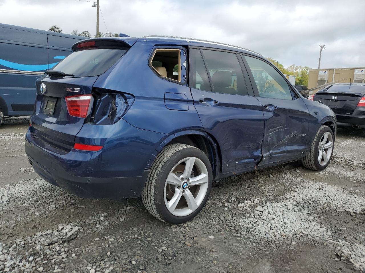 Photo 2 VIN: 5UXWZ7C56H0U47586 - BMW X3 