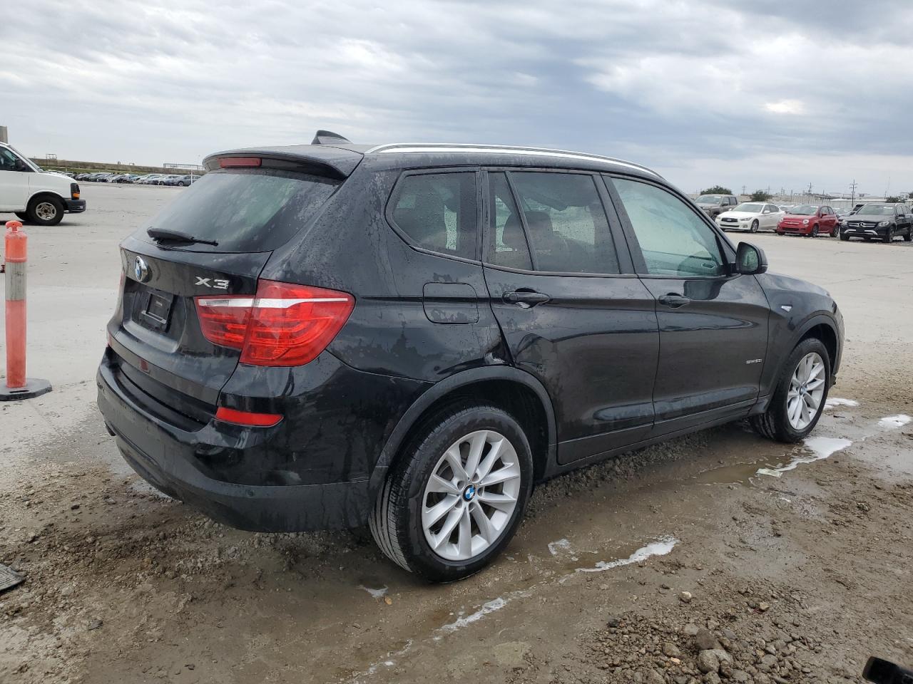 Photo 2 VIN: 5UXWZ7C5XG0R33042 - BMW X3 