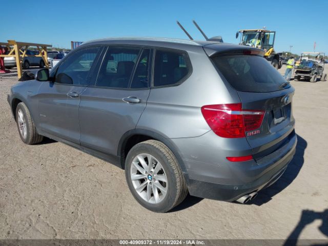 Photo 2 VIN: 5UXWZ7C5XH0U46313 - BMW X3 